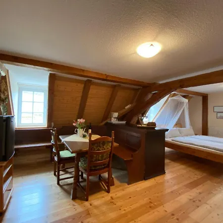 Holdermuehle 게스트하우스 크레글린겐