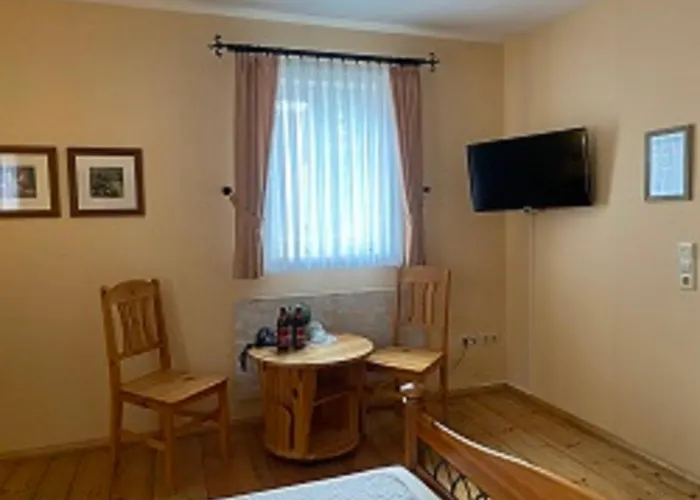 Holdermuehle בית הארחה 3*