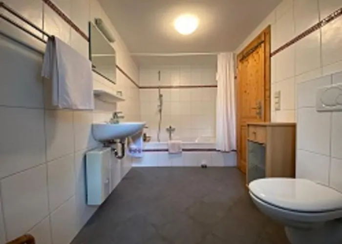 Holdermuehle בית הארחה 3*